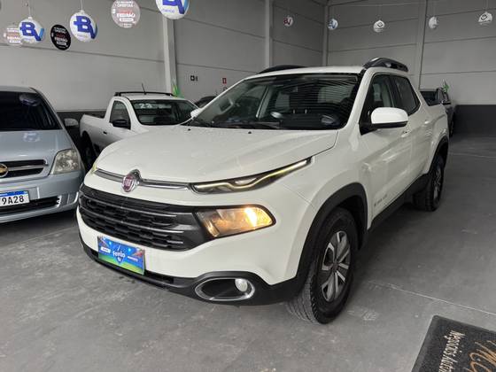 FIAT TORO 1.8 16V EVO FLEX FREEDOM AT6 FIAT TORO 1.8 16V EVO FLEX FREEDOM AT6
